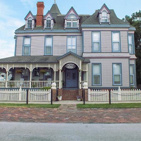 Grand Gables Inn Palatka Exterior photo