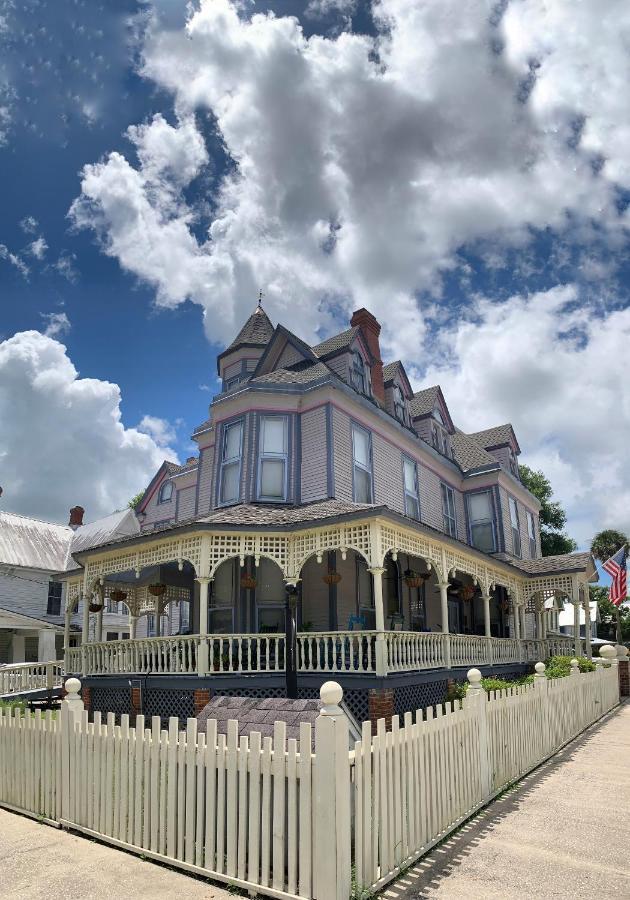 Grand Gables Inn Palatka Exterior photo